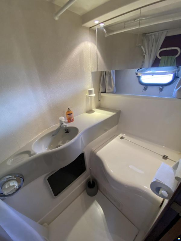 Fairline Phantom