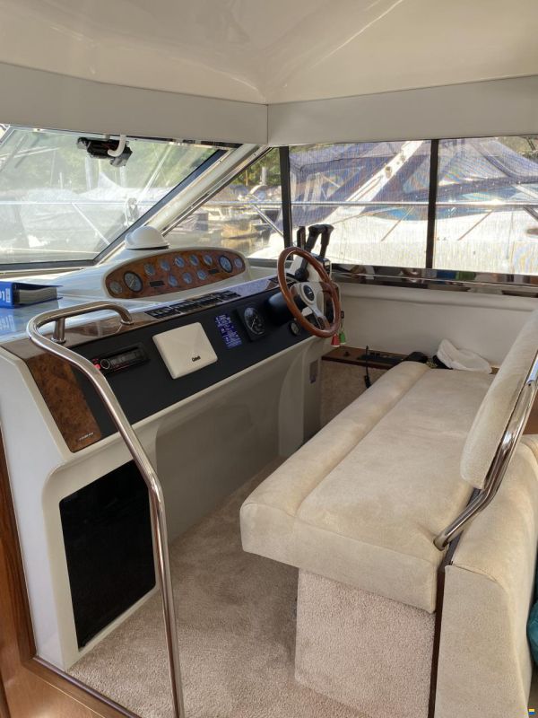 Fairline Phantom