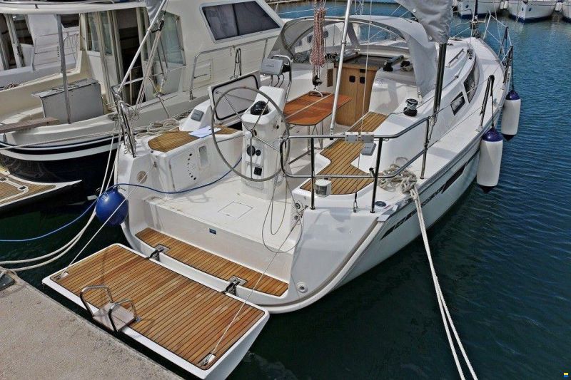 Bavaria Cruiser 33