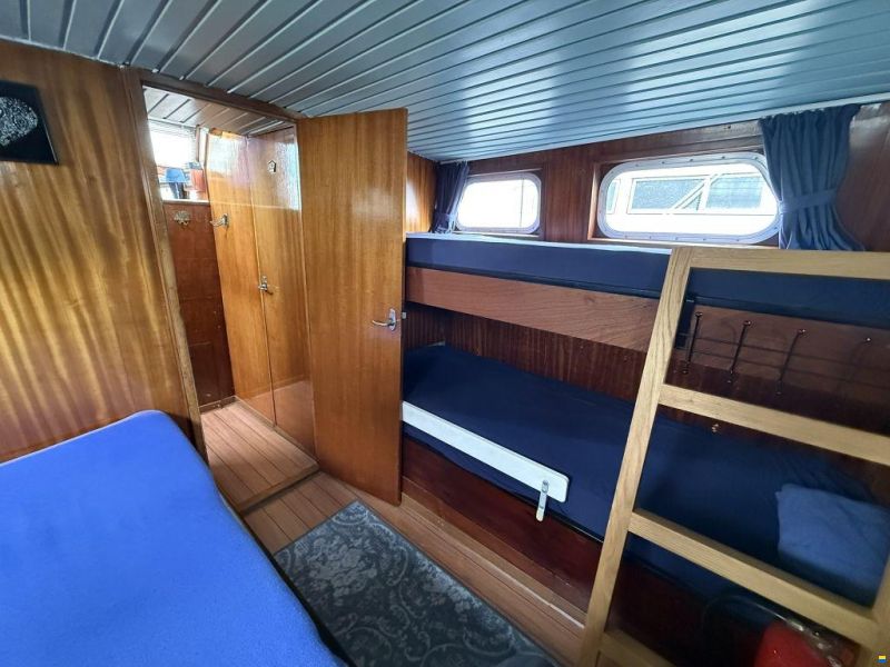 Spiegelkotter 1180