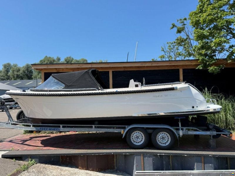 Primeur 700 Tender