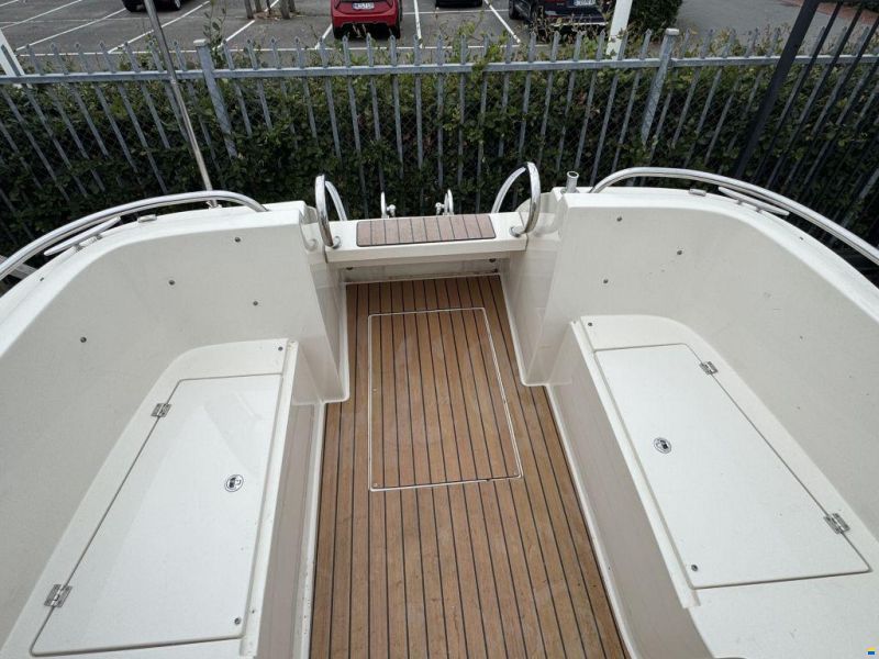 Primeur 700 Tender