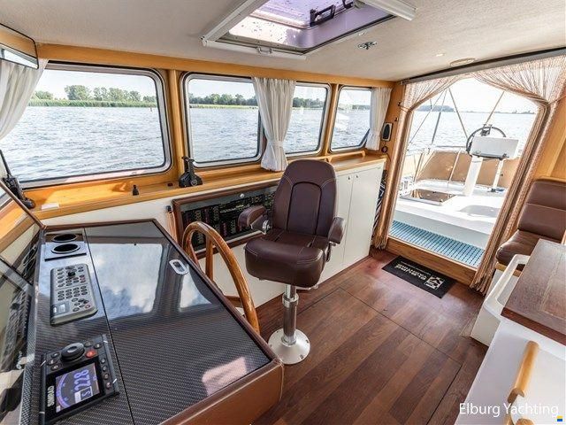 VDL Pilot 50 Vast Stuurhuis - France Pro