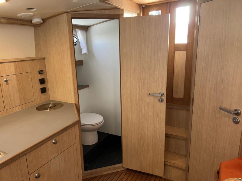 Langenberg Cabin Cruiser 33