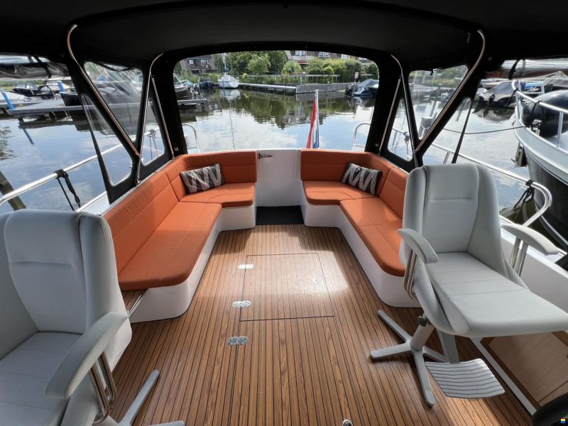 Langenberg Cabin Cruiser 33