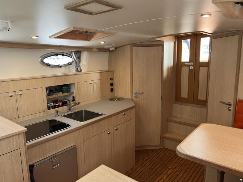 Langenberg Cabin Cruiser 33