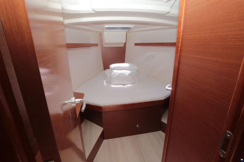 Hanse 418