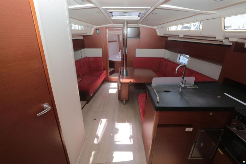 Hanse 418