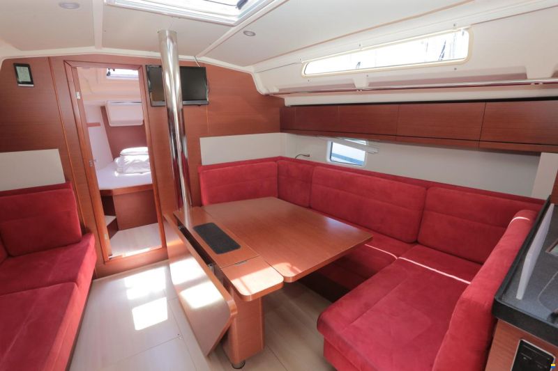 Hanse 418