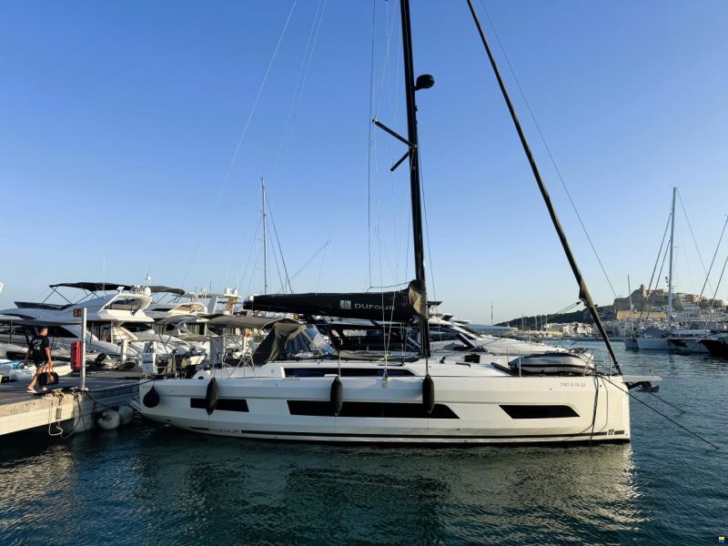Dufour 41 Performance