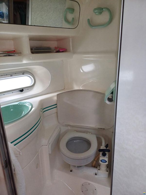 Sealine S360