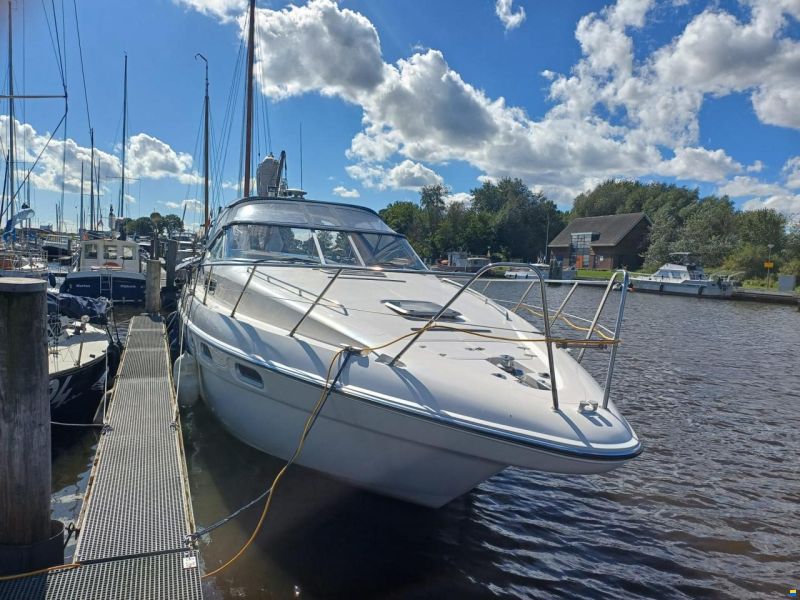 Sealine S360