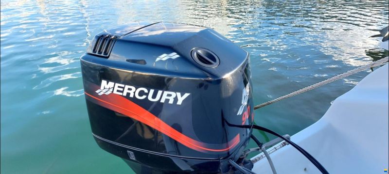 Quicksilver 640