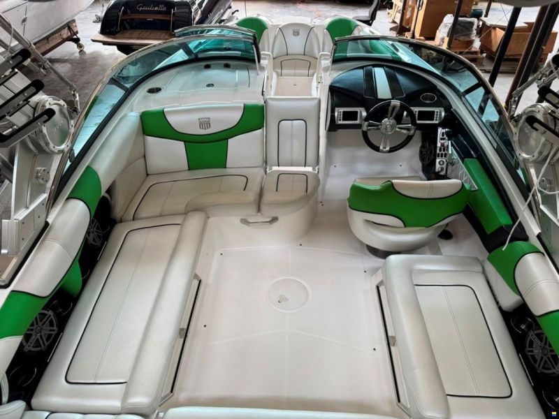 MasterCraft XSTAR