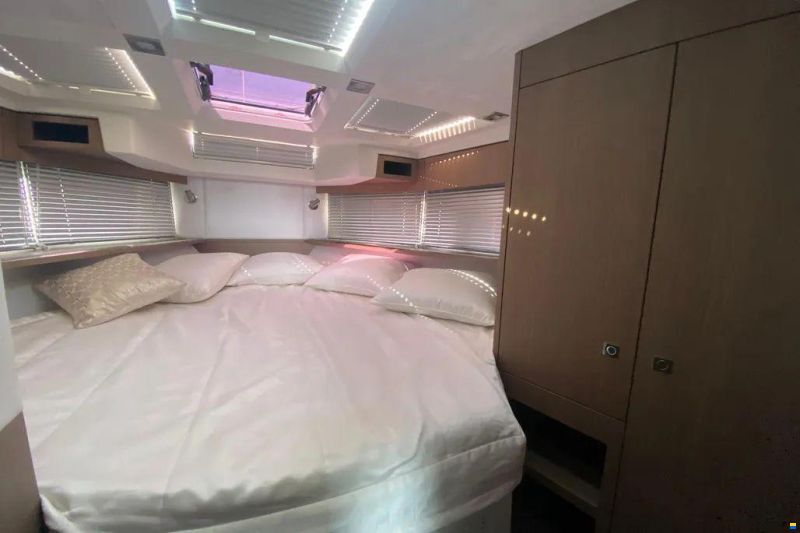 Galeon 360 Fly