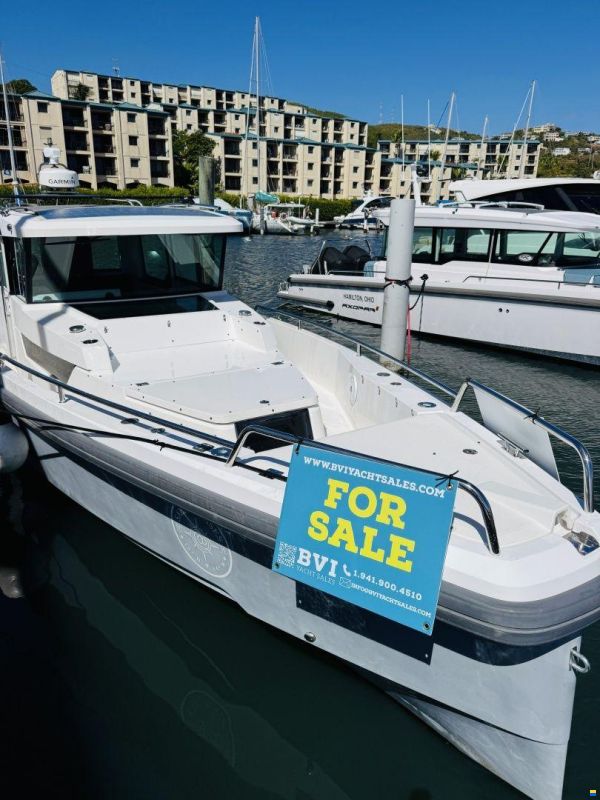 Axopar 37 XC Cross Cabin