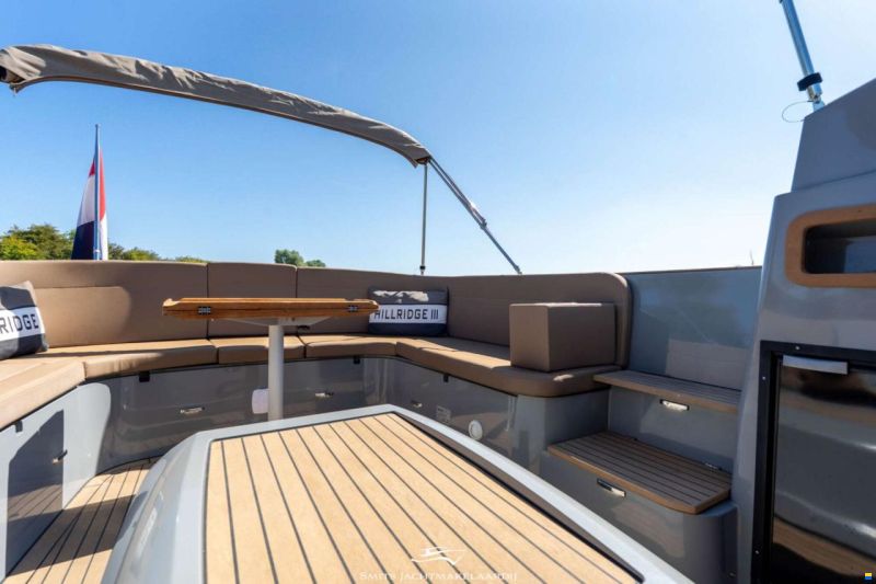 Antaris Seventy7 Cabin