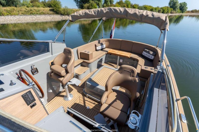 Antaris Seventy7 Cabin