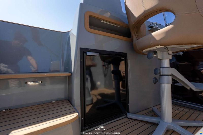 Antaris Seventy7 Cabin