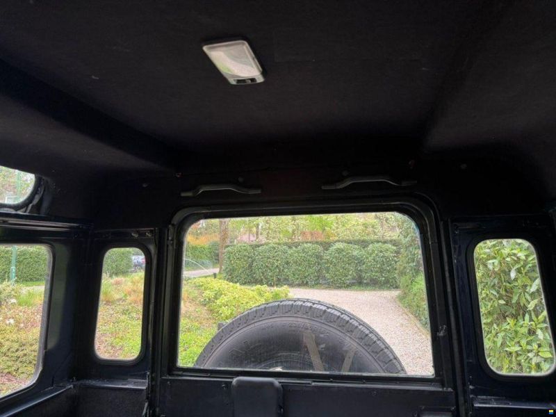 Land Rover Defender 90 2.0 benzine