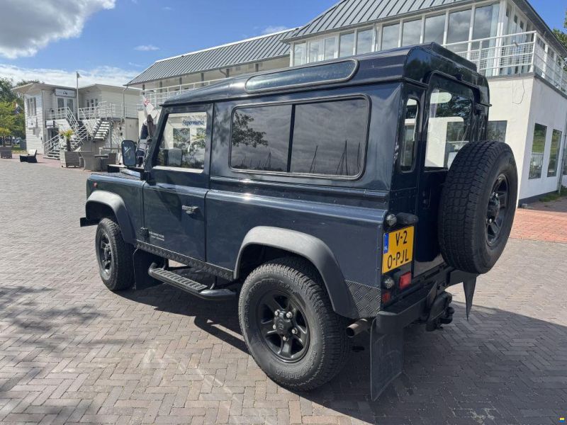 Land Rover Defender 90 2.0 benzine
