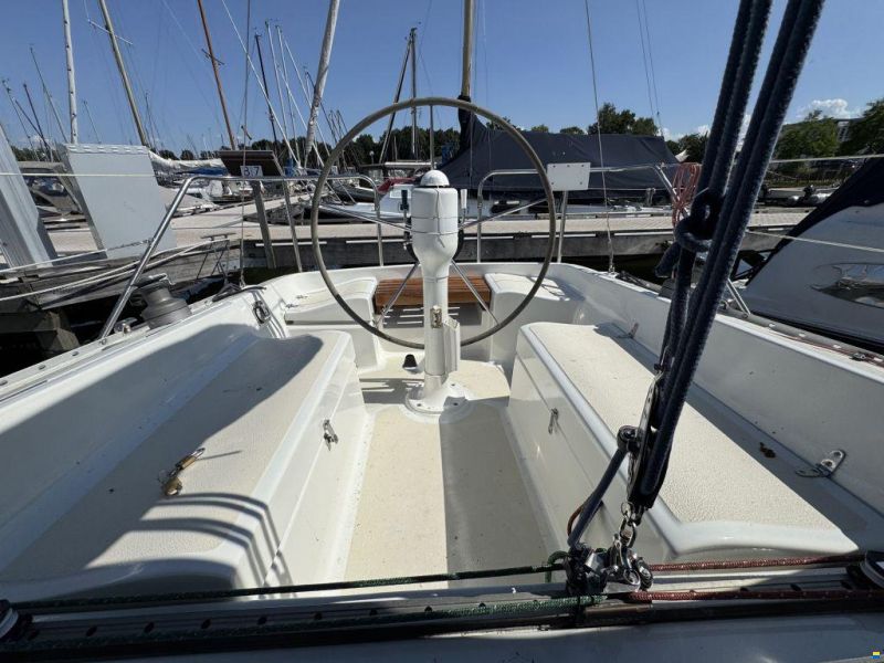 Hunter 28.5