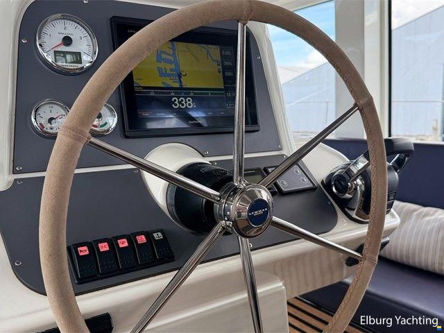 Bavaria E40 - Flybridge