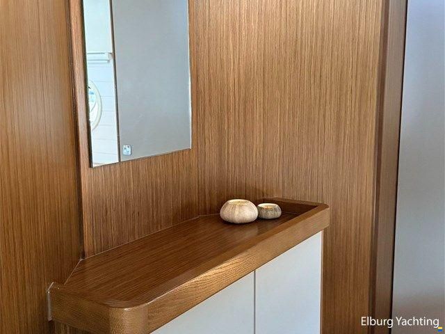 Bavaria E40 - Flybridge