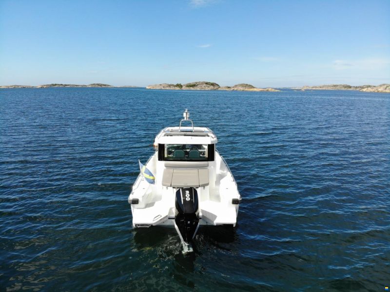 Axopar 28 AC Aft Cabin