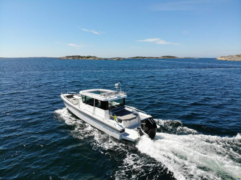 Axopar 28 AC Aft Cabin
