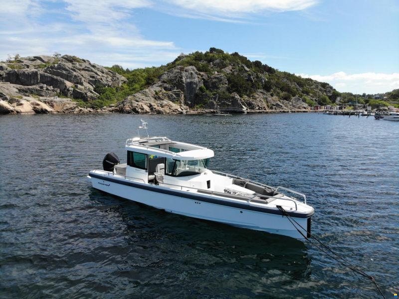 Axopar 28 AC Aft Cabin