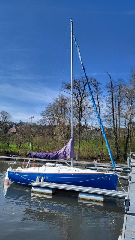 Beneteau First 210