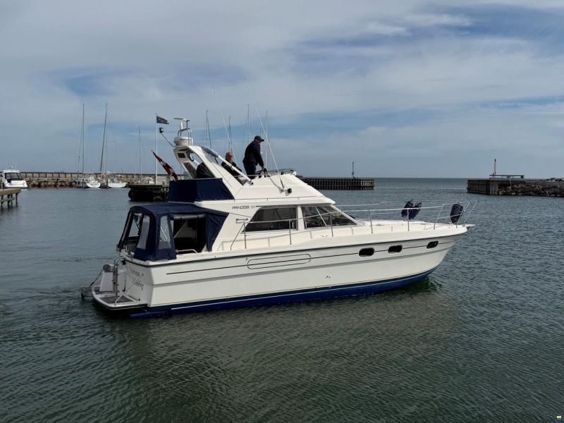 Princess 35
