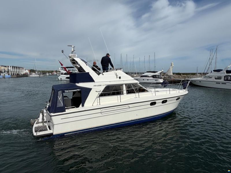 Princess 35