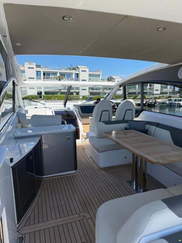 Princess V 50 open