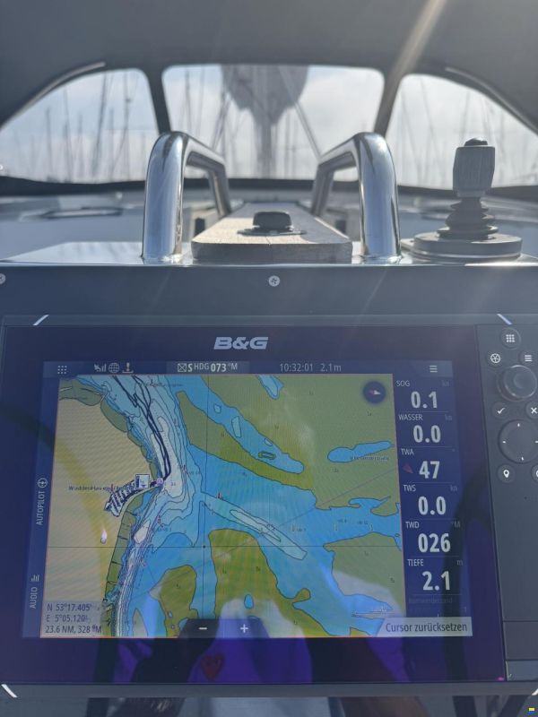 Hanse 445