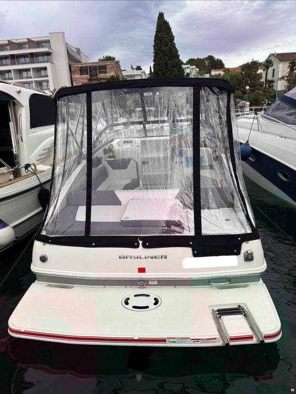 Bayliner 742R Cuddy