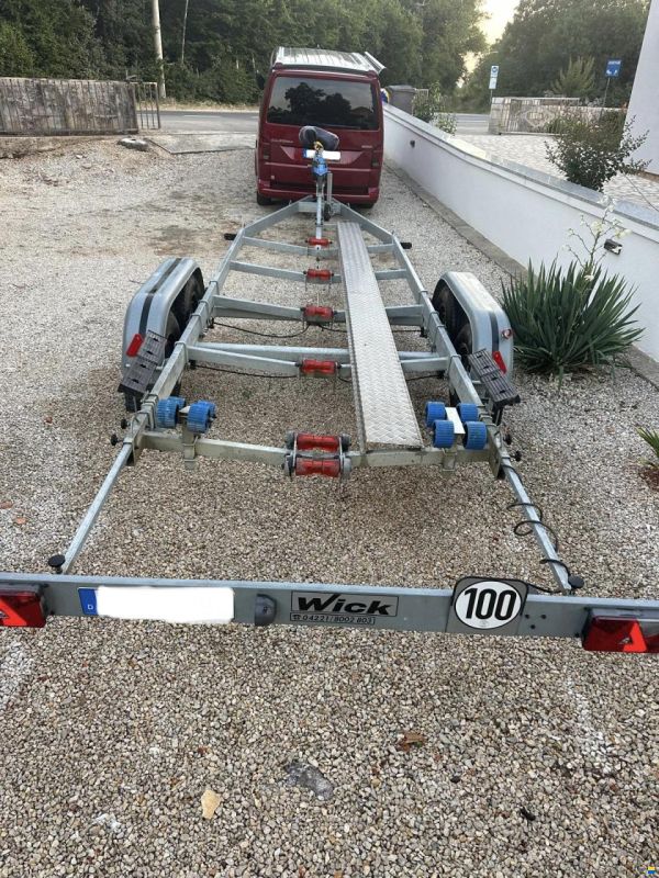 Bayliner 742R Cuddy