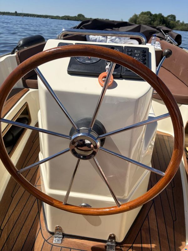 Interboat 20
