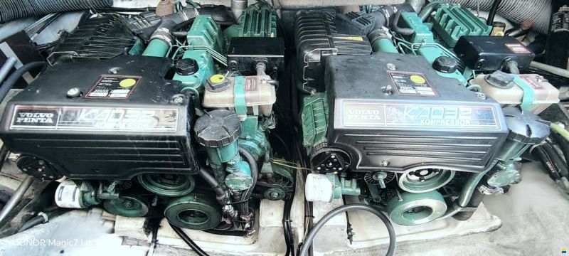 Volvo Penta KAD32