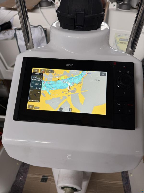 Hanse 320