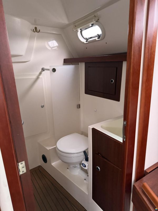 Hanse 320