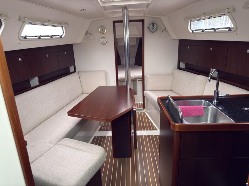 Hanse 320