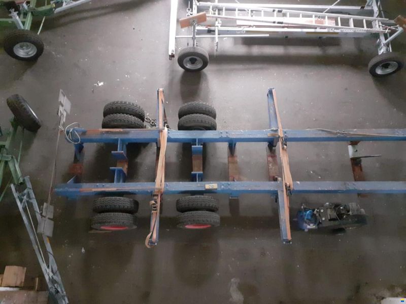 3 Achser mit Zwillingsrädern