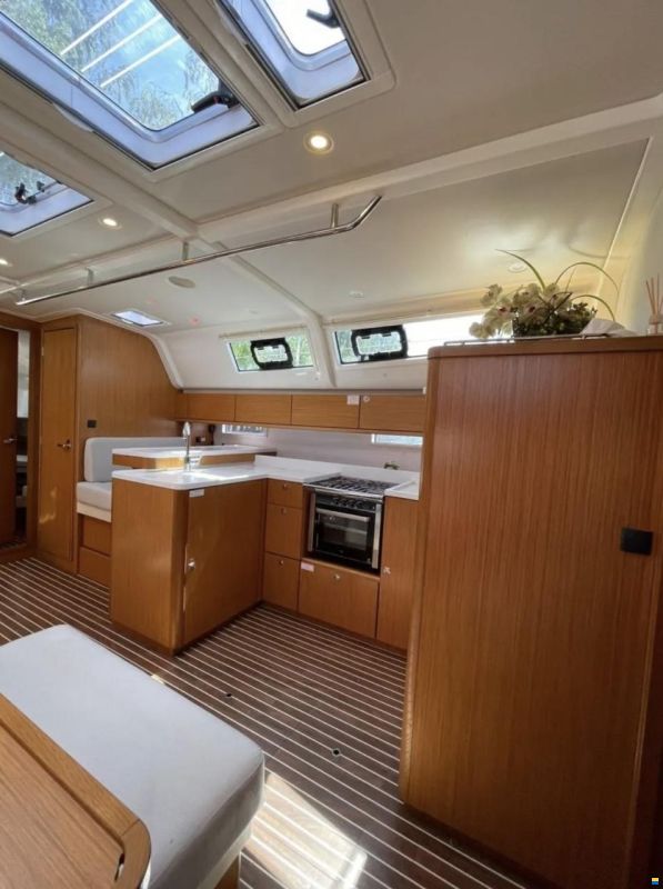 Bavaria Cruiser 51