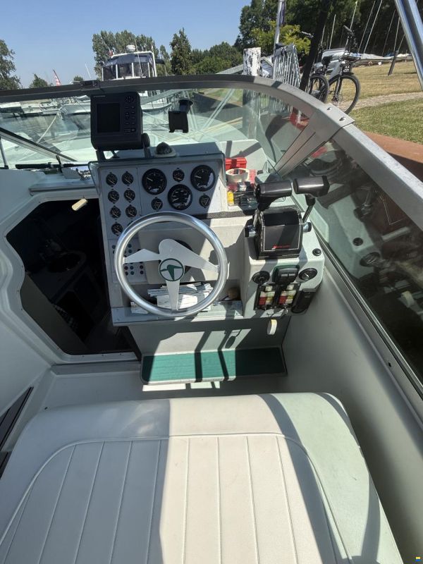 Jeanneau Yarding 27