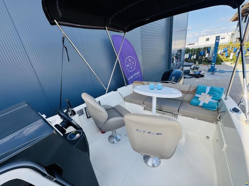 Quicksilver 505 Activ Cabin