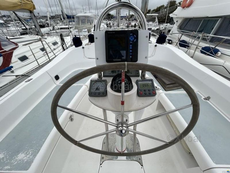 Hunter 356