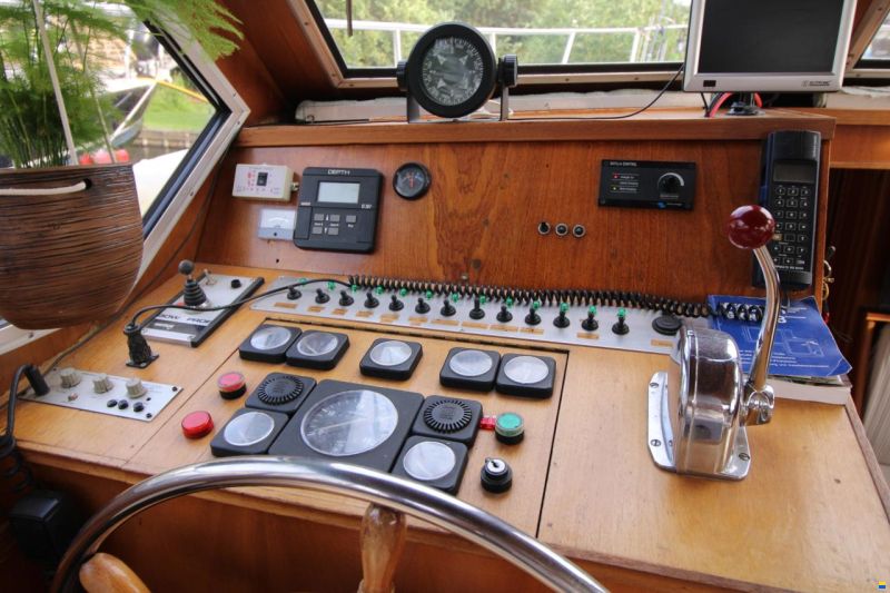 Condor Yachting 123 Fly AK