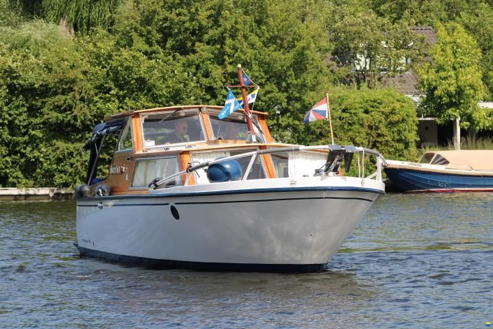Vecht kruiser 9.50 OK